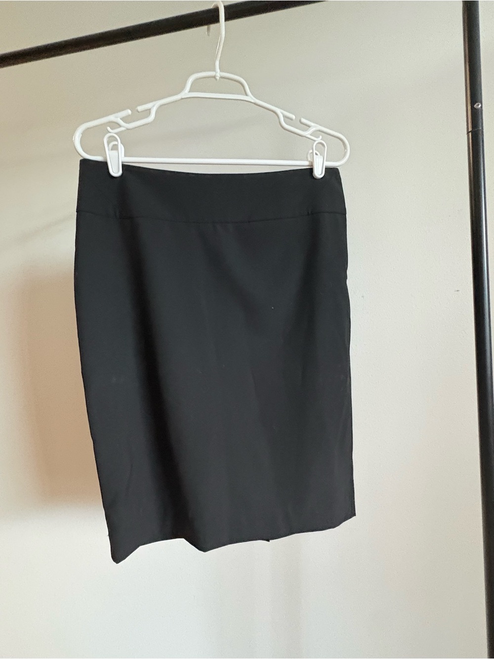 The Limited Black Pencil Skirt - Sleek Office Essential